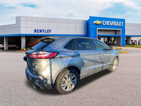 Used 2024 Ford Edge Titanium image 8