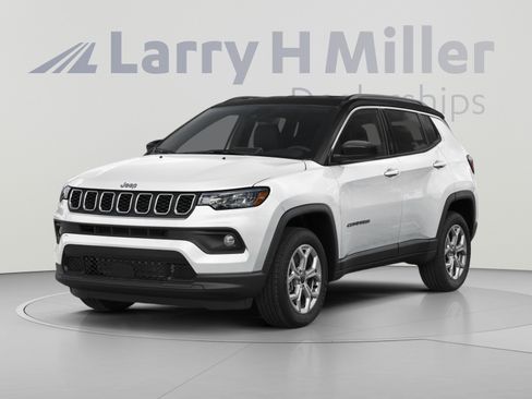 Used 2025 Jeep Compass Limited AWD/4WD image 1