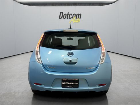 Used 2015 Nissan Leaf S image 9