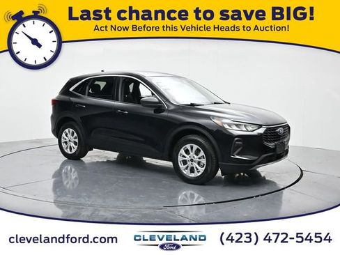 Used 2024 Ford Escape Active image 1