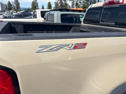Used 2021 Chevrolet Colorado ZR2 AWD/4WD image 17