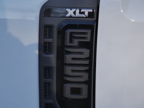 Certified 2024 Ford F250 XLT w/ XLT Premium Package image 17