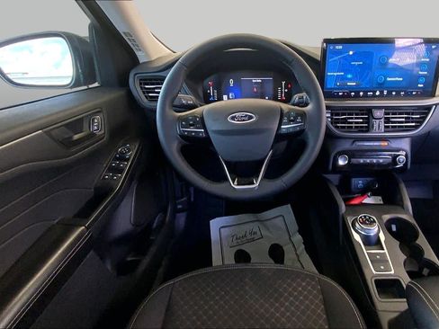 Used 2023 Ford Escape Active w/ Tech Pack #1 FWD image 6