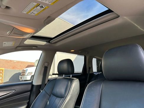 Used 2020 INFINITI QX60 Luxe w/ Essential Package image 32