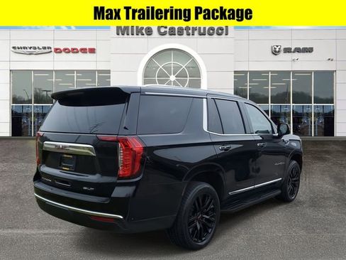 Used 2023 GMC Yukon SLT w/ SLT Premium Package image 4