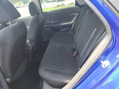 Used 2023 Hyundai Elantra SEL FWD image 29