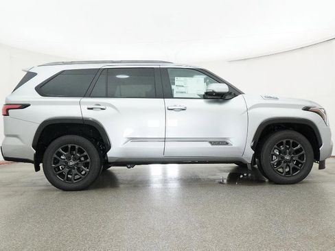 New 2026 Toyota Sequoia Platinum AWD/4WD image 21