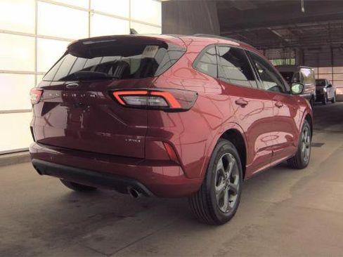 Used 2024 Ford Escape ST-Line w/ Tech Pack #1 AWD/4WD image 5