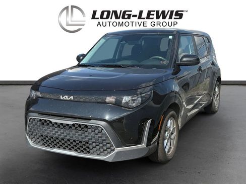 Used 2025 Kia Soul LX w/ LX Technology Package FWD image 1
