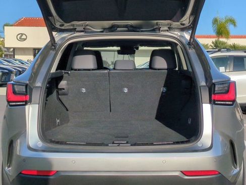 Used 2025 Lexus NX 350h 350h Premium image 29