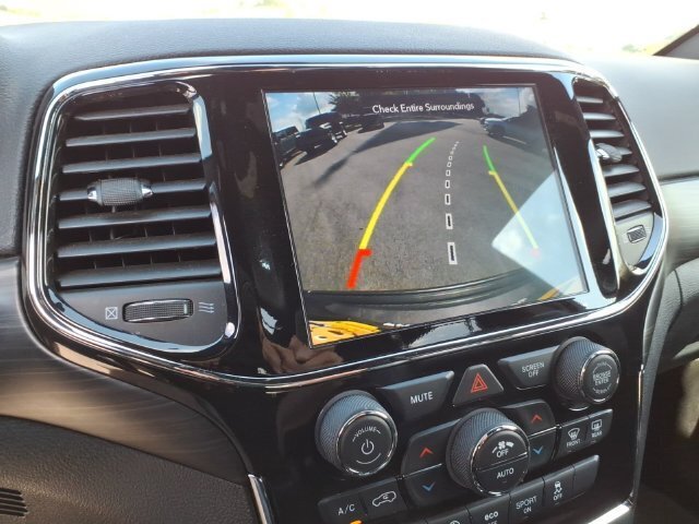 Used 2021 Jeep Grand Cherokee Laredo X AWD/4WD image 24