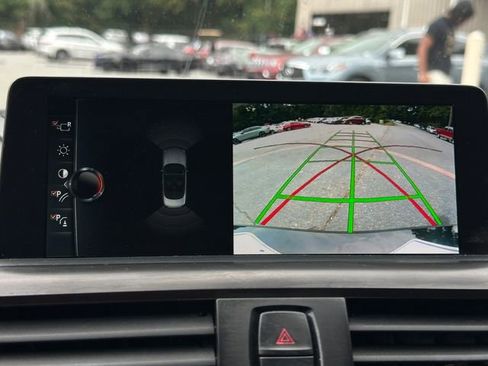 Used 2017 BMW 230i Convertible image 32