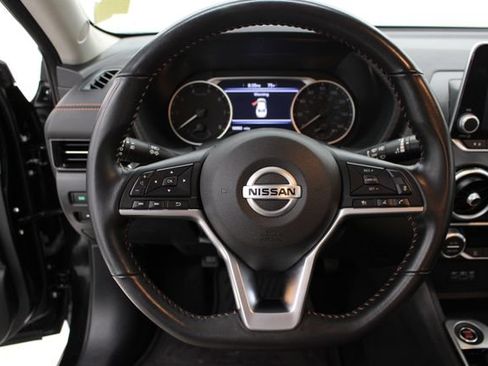 Used 2023 Nissan Sentra SR FWD image 12
