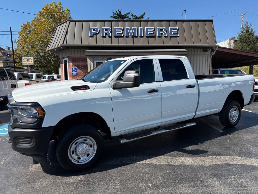 Used 2023 RAM 2500 Tradesman AWD/4WD image 2