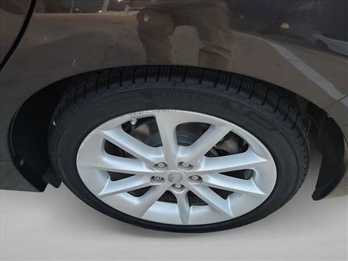 Used 2012 Lexus CT 200h Premium image 12