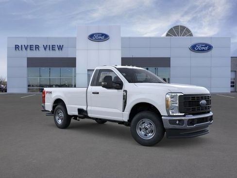 New 2026 Ford F250 XL w/ FX4 Off-Road Package AWD/4WD image 7