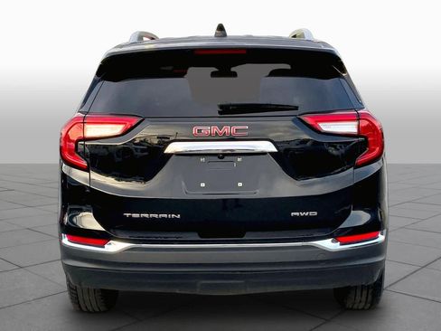 Used 2024 GMC Terrain SLT AWD/4WD image 5
