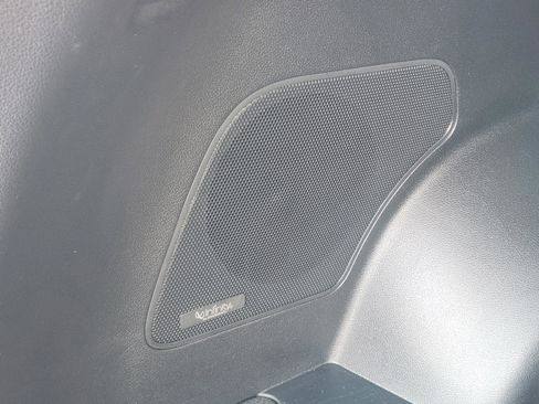 Used 2020 Hyundai Santa Fe Limited FWD image 31