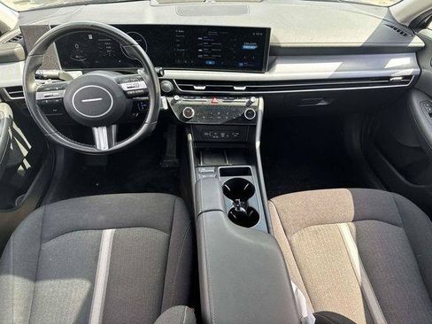 Used 2024 Hyundai Sonata SEL w/ Convenience Package FWD image 12