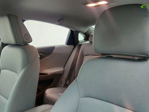 Used 2018 Chevrolet Malibu LT w/ Driver Confidence Package FWD image 34