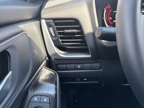 Used 2026 Nissan Rogue SL FWD image 36