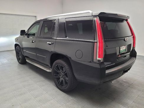 Used 2016 Cadillac Escalade Luxury AWD/4WD image 5