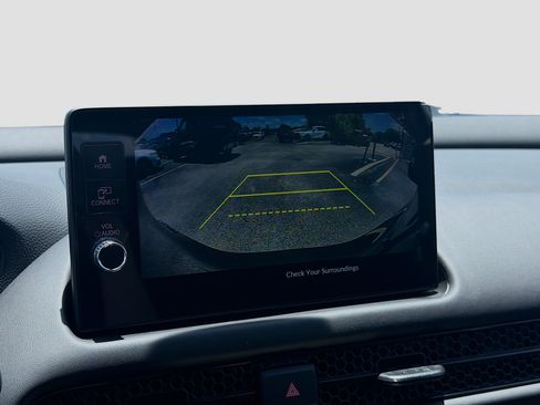 New 2027 Honda HR-V LX image 13