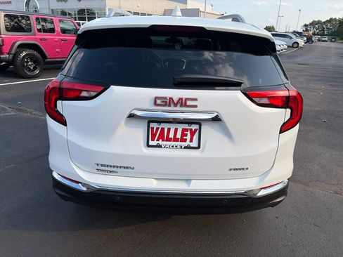 Used 2021 GMC Terrain SLT w/ Infotainment Package II AWD/4WD image 6