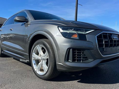 Used 2019 Audi Q8 Premium image 8