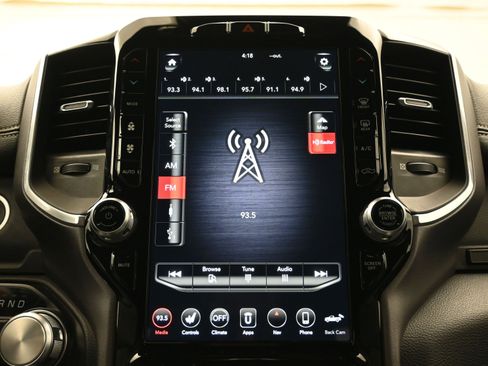 Used 2021 RAM 1500 Laramie image 33