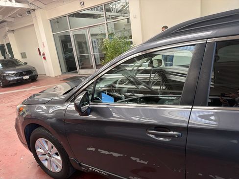 Used 2019 Subaru Outback 2.5i Premium AWD/4WD image 9