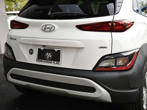 Used 2023 Hyundai Kona SEL AWD/4WD image 9