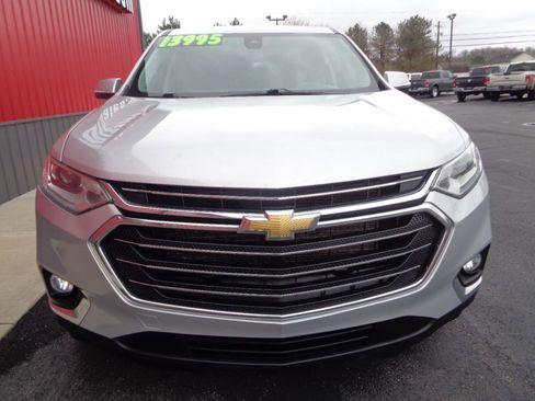Used 2020 Chevrolet Traverse LT w/ Driver Confidence II Package image 12