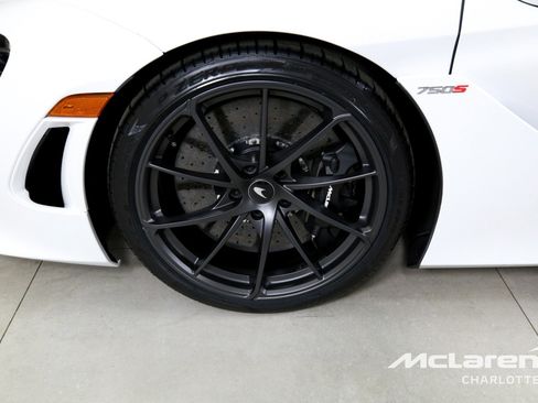 New 2026 McLaren 750S Spider image 28