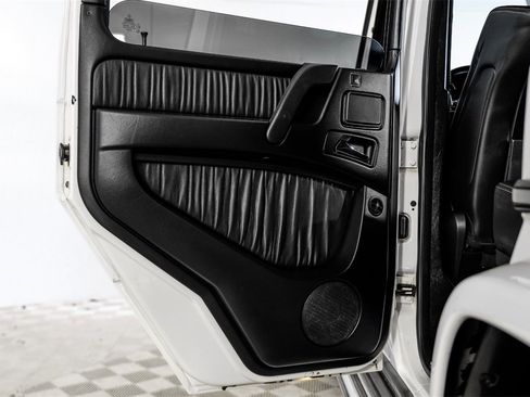 Used 2014 Mercedes-Benz G 63 AMG 4MATIC image 48