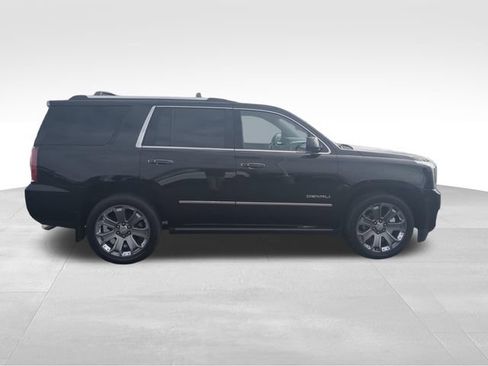 Used 2015 GMC Yukon Denali w/ Premium Package AWD/4WD image 7
