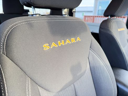 Used 2014 Jeep Wrangler Sahara w/ Connectivity Group image 42
