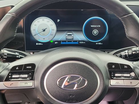 Certified 2023 Hyundai Elantra Limited FWD image 10