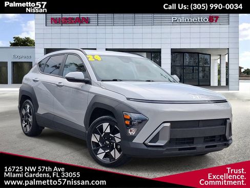 Used 2024 Hyundai Kona SEL FWD image 1