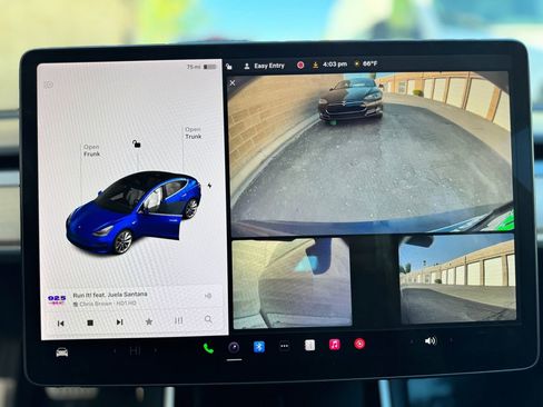 Used 2018 Tesla Model 3 Long Range image 21