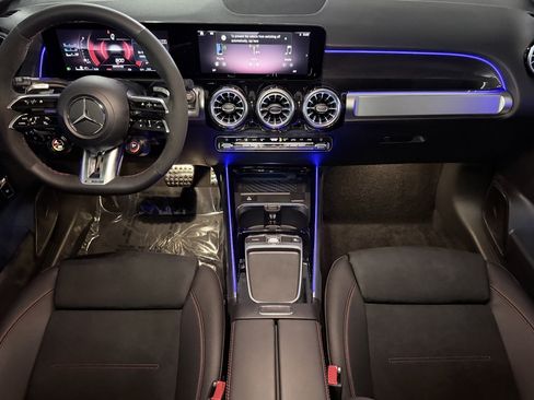 New 2026 Mercedes-Benz GLB 35 AMG 4MATIC image 12