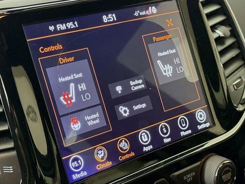 Used 2020 Jeep Grand Cherokee Altitude image 22