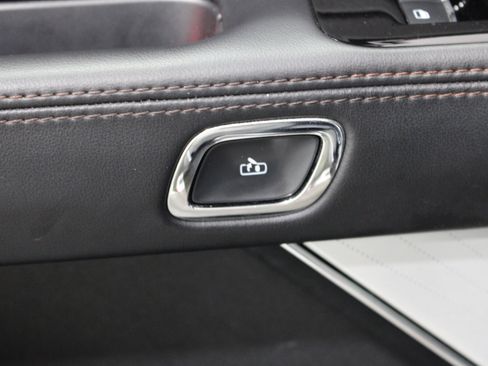 Used 2023 Lincoln Aviator Reserve w/ Equipment Group 201A AWD/4WD image 8