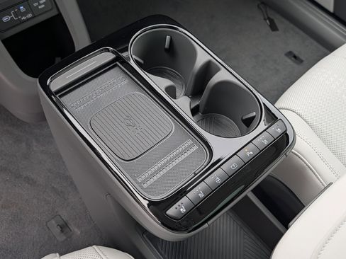 New 2026 Hyundai Ioniq 5 Limited image 11