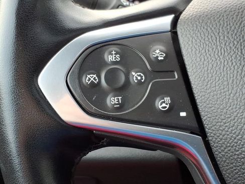 Used 2023 Chevrolet Traverse Premier AWD/4WD image 27