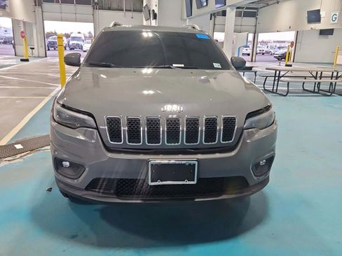 Used 2019 Jeep Cherokee Latitude Plus image 5