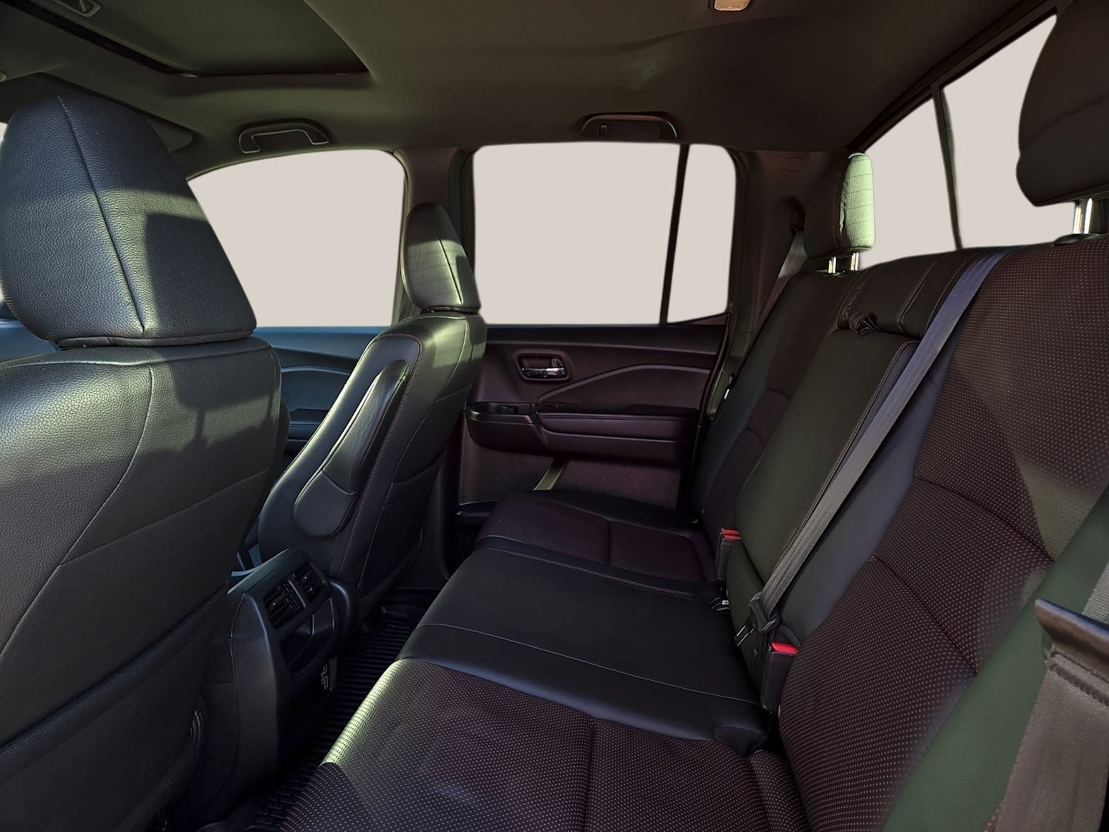 Used 2022 Honda Ridgeline Black Edition image 10