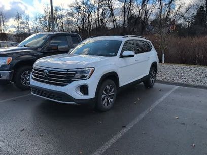Certified 2025 Volkswagen Atlas SE