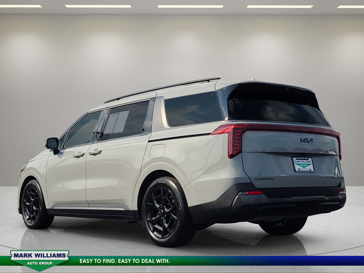 Used 2025 Kia Carnival SX Prestige FWD image 6