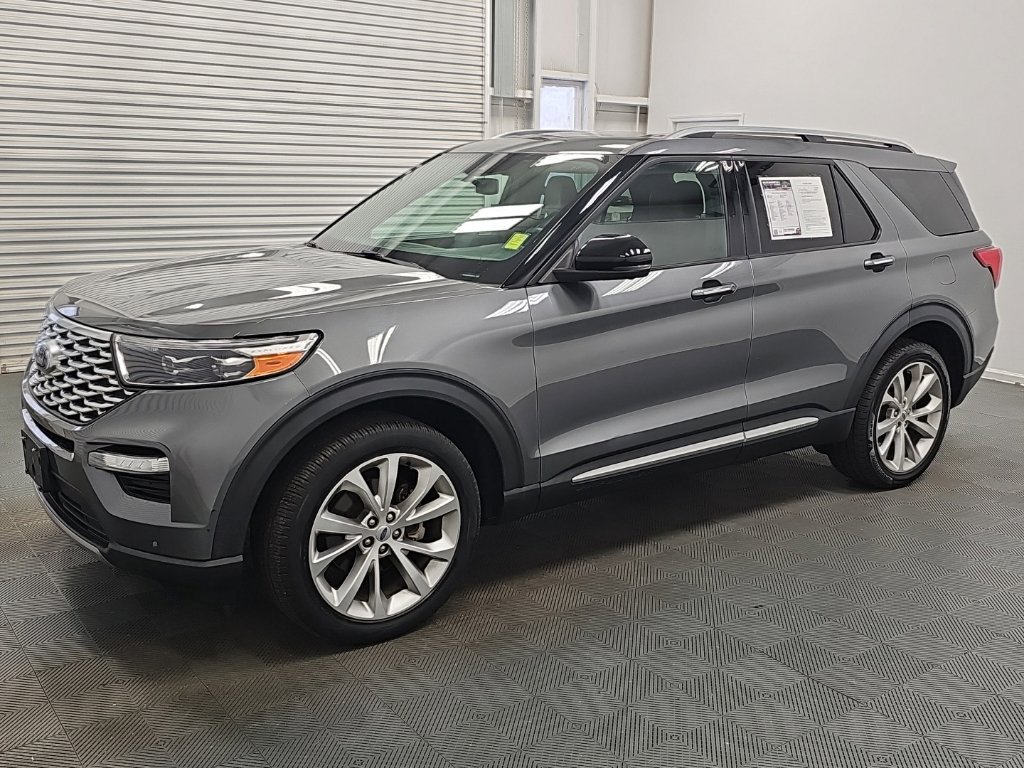 Used 2023 Ford Explorer Platinum w/ Technology Package AWD/4WD image 5